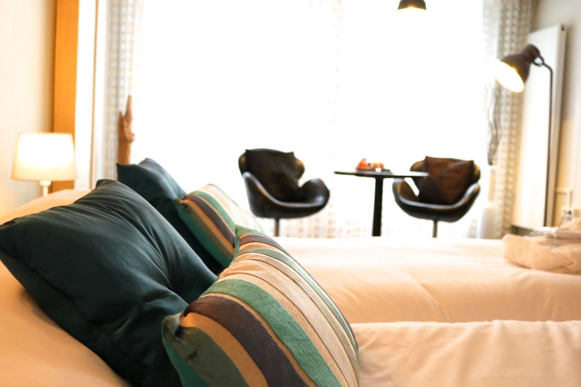 Saillant Hotel Maastricht City Centre - Auping Hotel Partner ภายนอก รูปภาพ